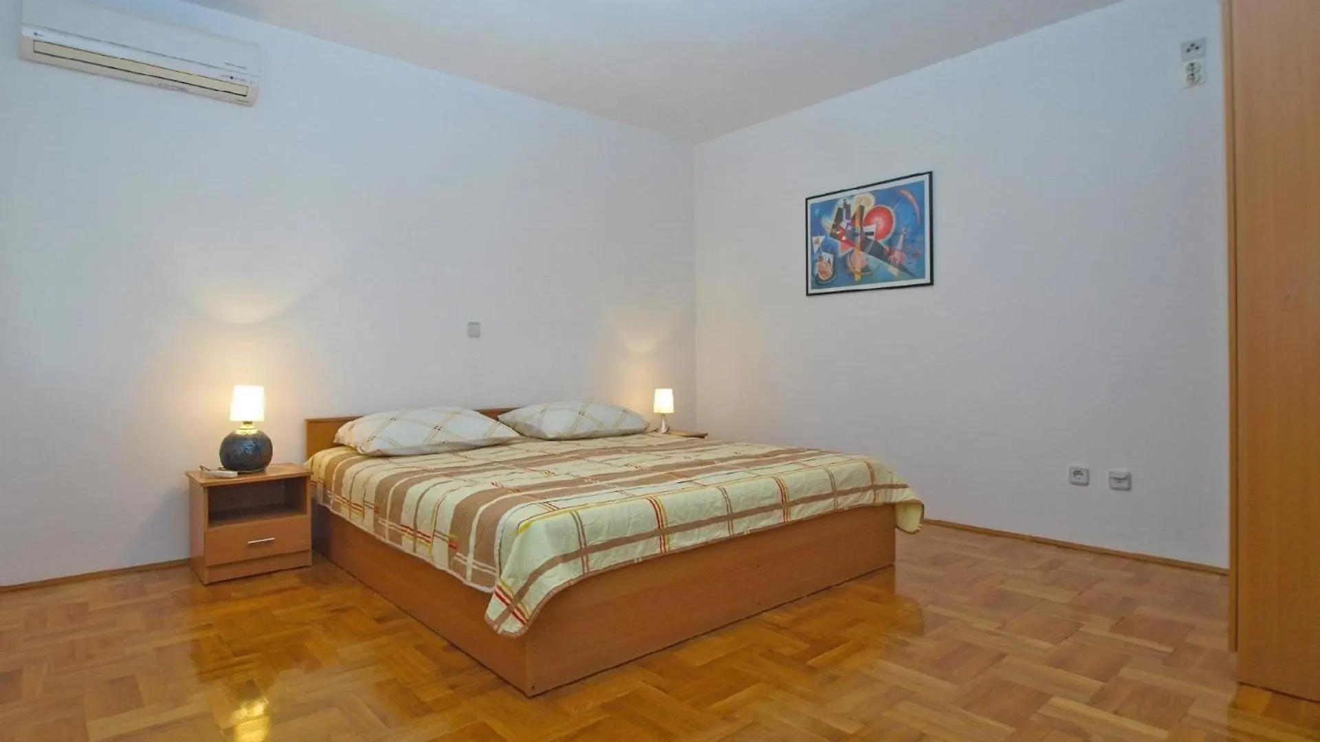 Ferienwohnung Fuer 4 Personen Ca 66 Qm In Pula-Fondole, Istrien Istrische Riviera 0*, Pula